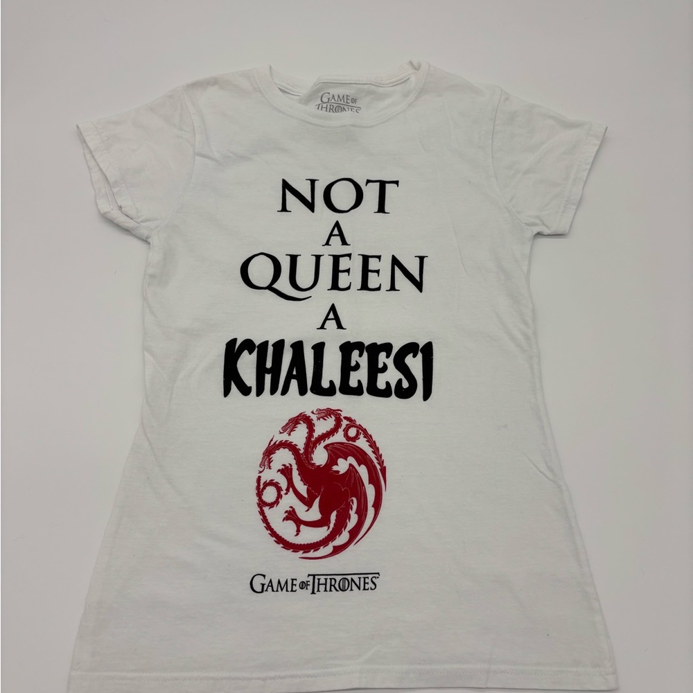 Game of Thrones “Not a Queen, a Khaleesi” Women’s T-Shirt – Size Small